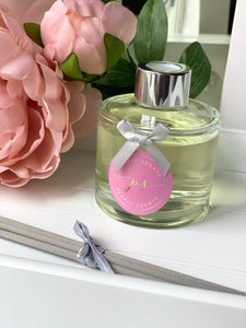 Hand poured luxury 100ml Reed Diffuser, inspired by designer scents - UK Home Fragrance - www.pearlyscents.com