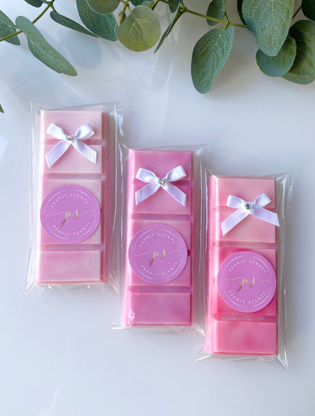 Pearly Scents Wax Melt Snap Bar Clamshell - www.pearlyscents.com - Wax Melts UK - Wax Melt Gift Boxes UK - Wax Melt Gift Set UK